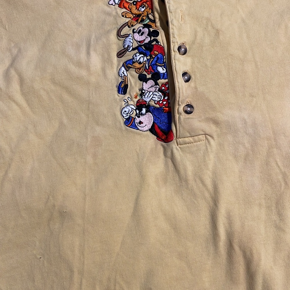 90’s Disney Mickey long sleeve Henley - Picture 4 of 6